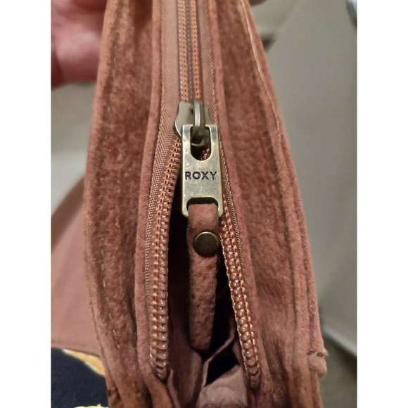 COPY - NWOT Roxy Cactus Station Crossbody Brown - Picture 3 of 8